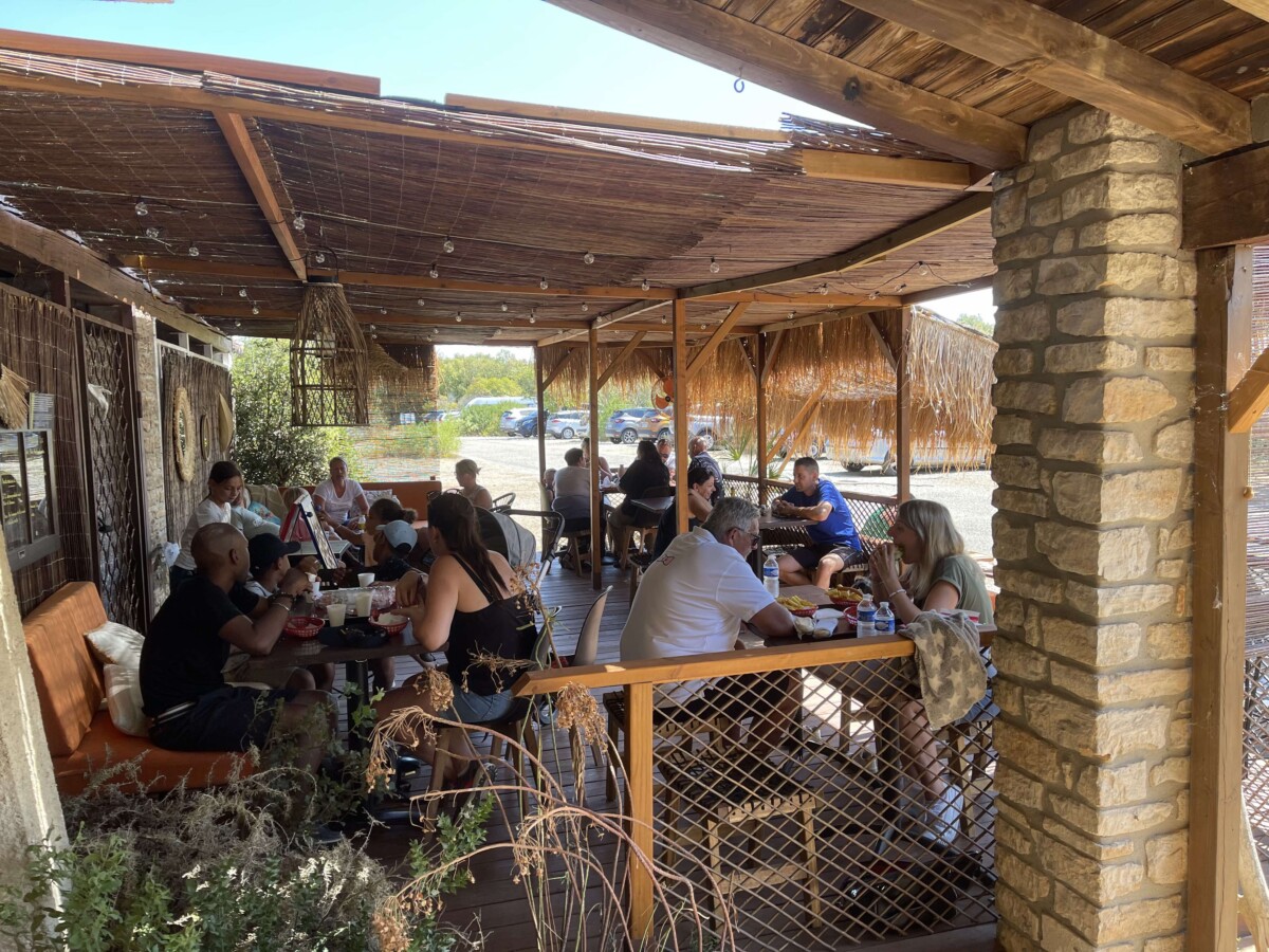 Grotte Forestière snack terrasse ombragée