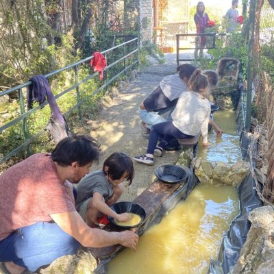 Grotte-aven-forestiere-Riviere-chasseurs-cristaux